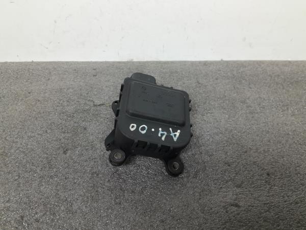Motor del compuerta de la calefacción AUDI A4 (8D2, B5)