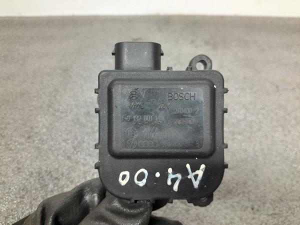 Motor del compuerta de la calefacción AUDI A4 (8D2, B5) Imagem-2