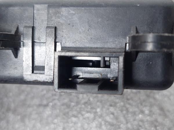 Motor del compuerta de la calefacción NISSAN Almera II Sedan (N16) Imagem-2