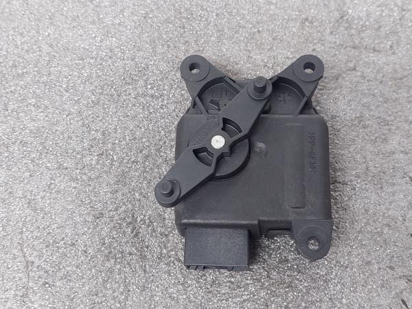 Motor del compuerta de la calefacción OPEL Corsa C Imagem-1