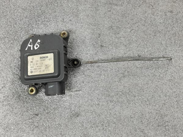 Motor del compuerta de la calefacción AUDI A6 (4B2, C5)