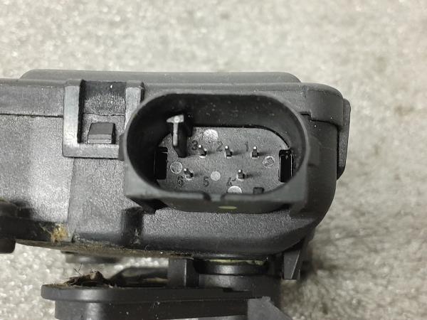 Motor del compuerta de la calefacción AUDI A6 (4B2, C5) Imagem-3