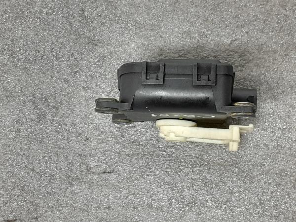 Motor del compuerta de la calefacción CITROËN C5 I (DC_) Imagem-2