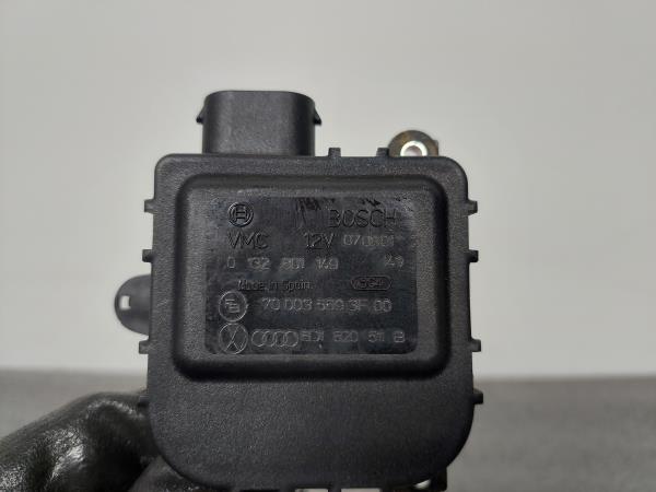 Motor del compuerta de la calefacción VOLKSWAGEN Passat (3B2) Imagem-2