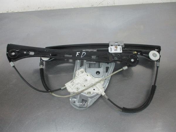Elevador vidros frente direito MERCEDES-BENZ Classe C (W203) Imagem-1
