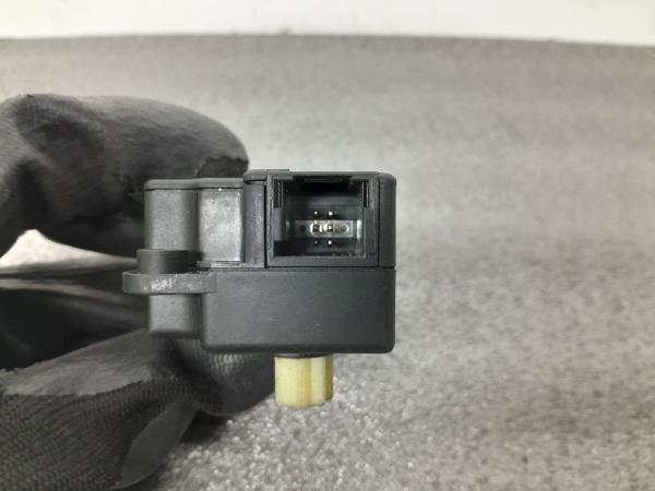 Motor del compuerta de la calefacción RENAULT Megane II (BM0/1_, CM0/1_) Imagem-2