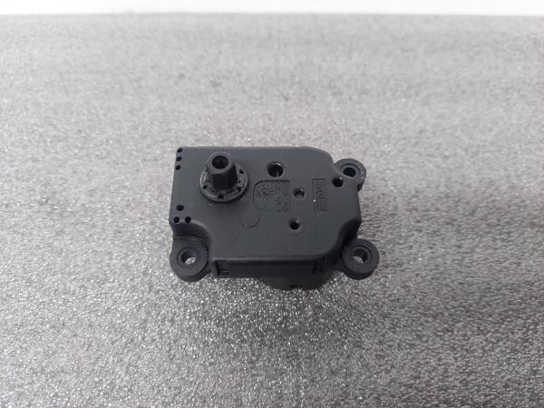 Motor del compuerta de la calefacción CITROËN XSara (N1) Imagem-1