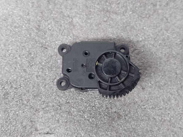 Motor del compuerta de la calefacción FORD Focus II (DA_) Imagem-1