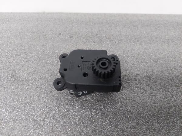 Motor del compuerta de la calefacción CITROËN C4 I (LC_) Imagem-1