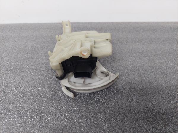 Motor del compuerta de la calefacción VOLKSWAGEN Passat (3B2) Imagem-2