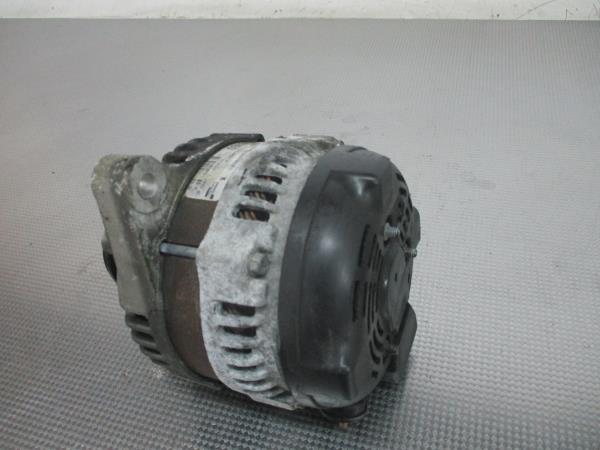 Alternador TOYOTA Corolla Hatchback (_E12_) Imagem-1