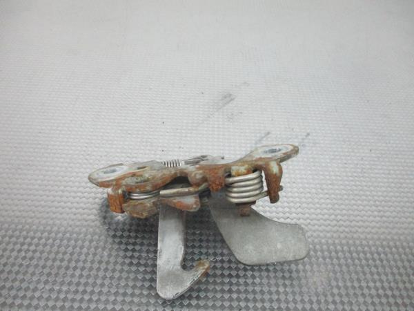 Fechadura / fecho capot PEUGEOT 206 (2A/C) Imagem-2 Fechadura / fecho capot PEUGEOT 206 (2A/C) Imagem-2