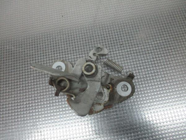 Fechadura / fecho capot PEUGEOT 206 (2A/C) Imagem-4 Fechadura / fecho capot PEUGEOT 206 (2A/C) Imagem-4