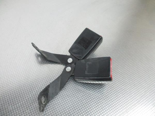 Hebilla de cinturón trasero izquierdo AUDI TT (8N3) Imagem-2