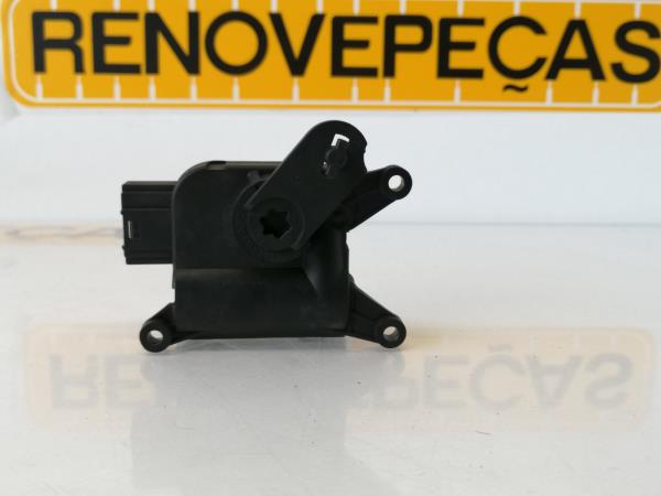 Motor del compuerta de la calefacción VOLKSWAGEN Golf VI (5K1) Imagem-2