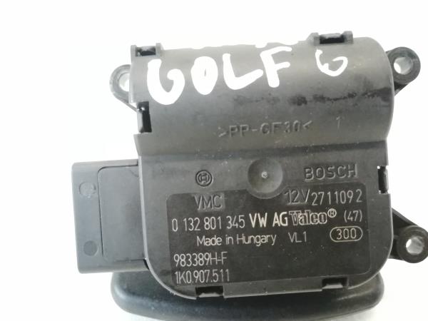 Motor del compuerta de la calefacción VOLKSWAGEN Golf VI (5K1) Imagem-1