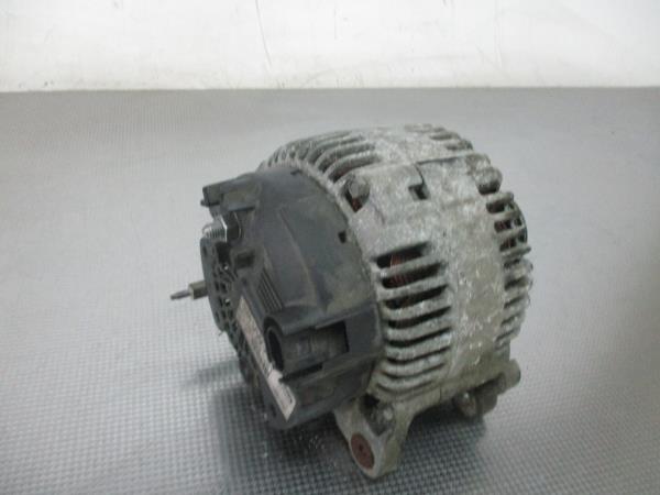 Alternador VOLKSWAGEN Passat (3C2) Imagem-1