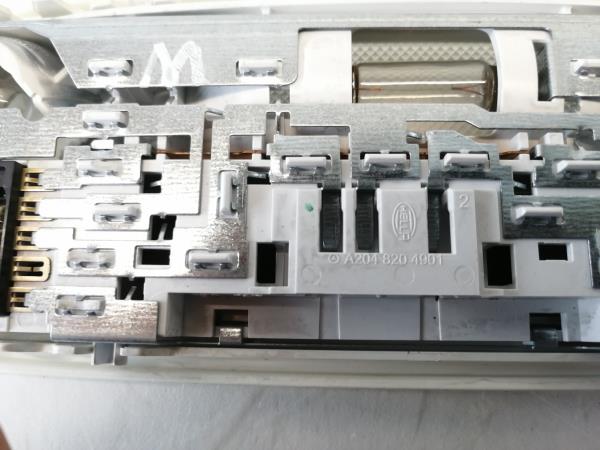 Plafonier frente MERCEDES-BENZ Classe C (W204) Imagem-1