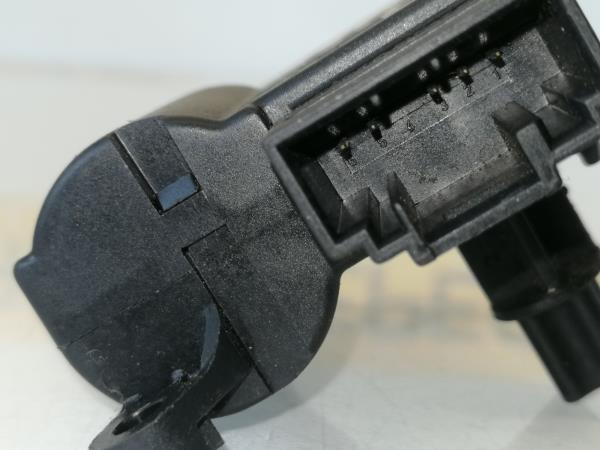 Motor del compuerta de la calefacción OPEL Astra H Hatchback (L48) Imagem-2