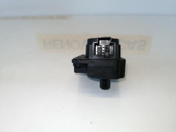 Motor del compuerta de la calefacción CITROËN C4 Coupé (LA_) Imagem-2