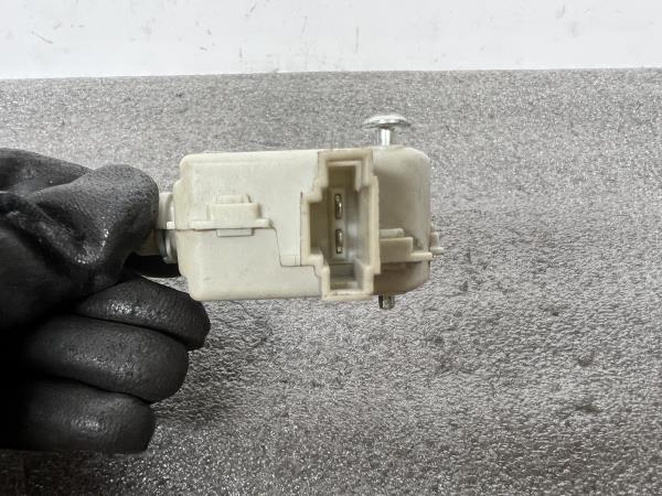 Motor Fecho Mala VOLKSWAGEN Golf IV (1J1) Imagem-4