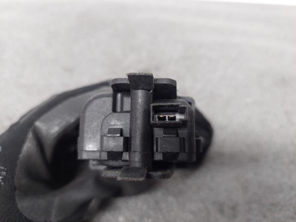 Motor Fecho Combustivel OPEL Corsa C Imagem-2