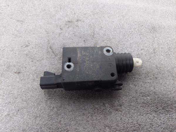 Motor Fecho Mala OPEL Corsa B