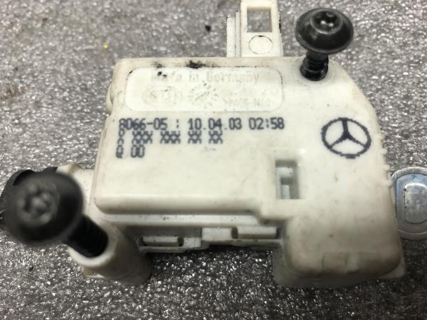 Motor Fecho Combustivel MERCEDES-BENZ Classe M (W163) Imagem-2
