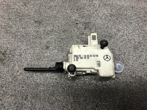 Motor Fecho Combustivel MERCEDES-BENZ Classe M (W163) Imagem-1