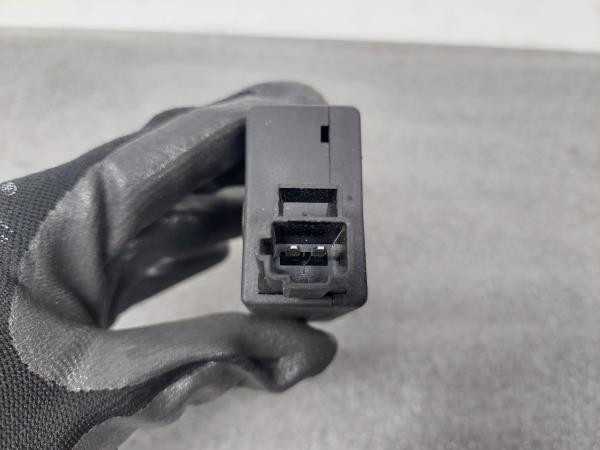 Motor Fecho Mala OPEL Astra G Caravan (F35_) Imagem-3