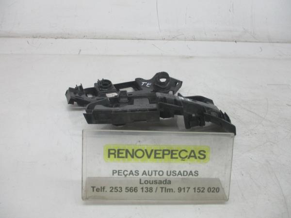 Guia de pára-choques trás direita VOLKSWAGEN Polo (AW1) Imagem-0