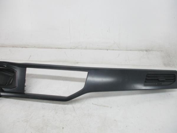 Aro do quadrante VOLKSWAGEN Polo (AW1) Imagem-2