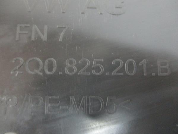 Resguardo Termoventilador VOLKSWAGEN Polo (AW1) Imagem-3