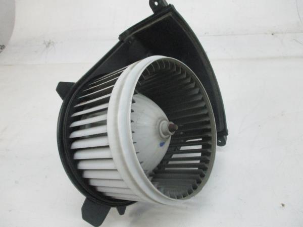 Motor da chauffage / sofagem RENAULT Kangoo (KW0/1_) Imagem-5 Motor da chauffage / sofagem RENAULT Kangoo (KW0/1_) Imagem-5