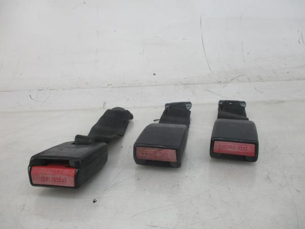 Hebilla de cinturón trasero izquierdo PEUGEOT 206 SW (2E/K) Imagem-1