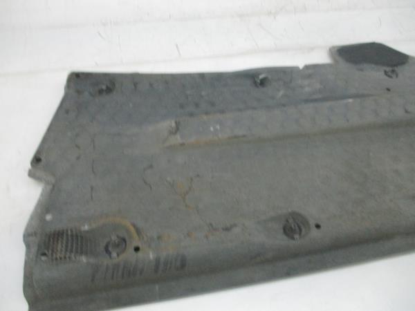 Resguardo Termoventilador VOLKSWAGEN Polo (6R, 6C) Imagem-1