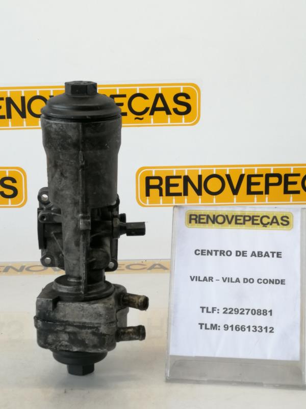 Cubierta / carcasa del filtro de aceite AUDI A3 (8L1)