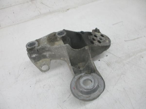 Apoio do motor AUDI A4 (8E2, B6) Imagem-1 Apoio do motor AUDI A4 (8E2, B6) Imagem-1