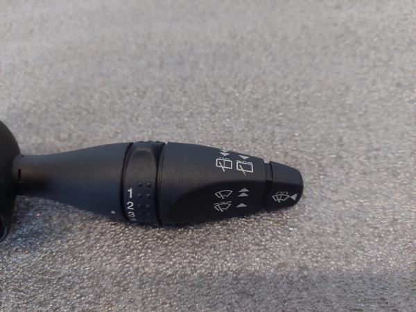 Conjunto / manetes de luzes e limpa vidros FORD Fiesta V (JH_, JD_) Imagem-1