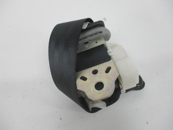 Right rear seatbelt TOYOTA Yaris (_P9_) Imagem-3