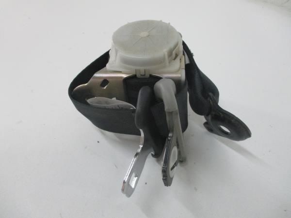 Left rear seatbelt TOYOTA Yaris (_P9_) Imagem-2
