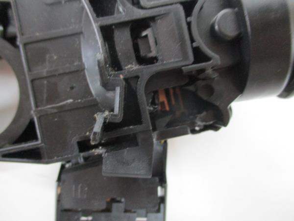 Conjunto / manetes de luzes e limpa vidros TOYOTA Yaris (_P9_) Imagem-3