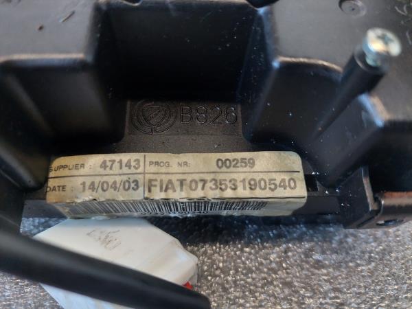 Conjunto / manetes de luzes e limpa vidros ALFA ROMEO 147 (937_) Imagem-1