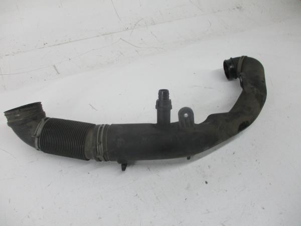 Tubo do intercooler VOLKSWAGEN Caddy III Kombi (2KB, 2KJ, 2CB, 2CJ) Imagem-2