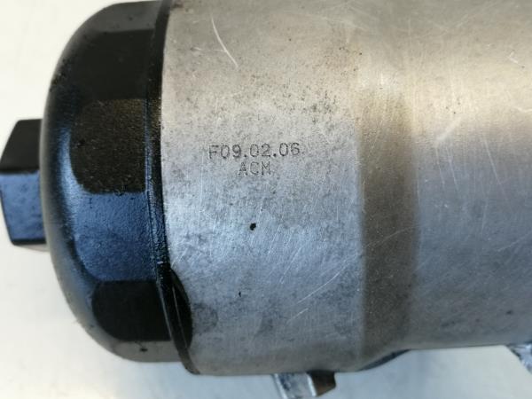 Cubierta / carcasa del filtro de aceite OPEL Astra H Hatchback (L48) Imagem-1