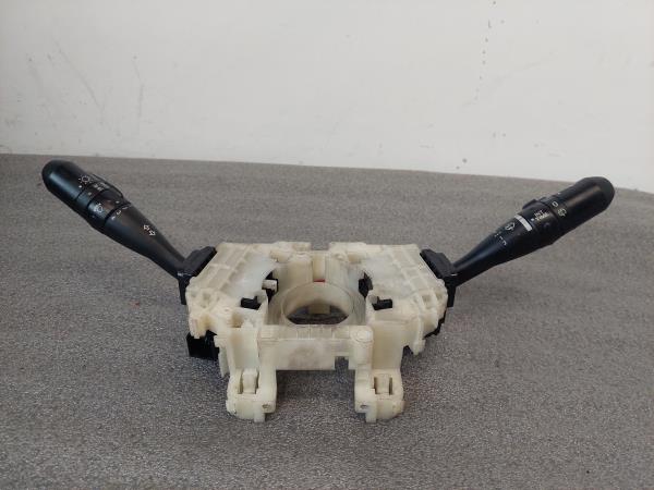 Conjunto / manetes de luzes e limpa vidros MITSUBISHI Colt VI (Z3_A, Z2_A)