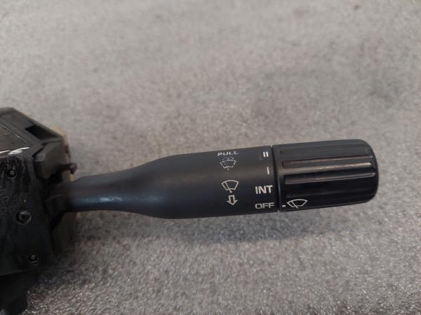 Conjunto / manetes de luzes e limpa vidros MAZDA 323 III Sedan (BF) Imagem-1