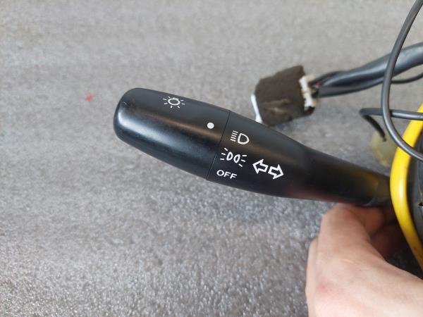 Conjunto / manetes de luzes e limpa vidros HYUNDAI Accent II (LC) Imagem-2