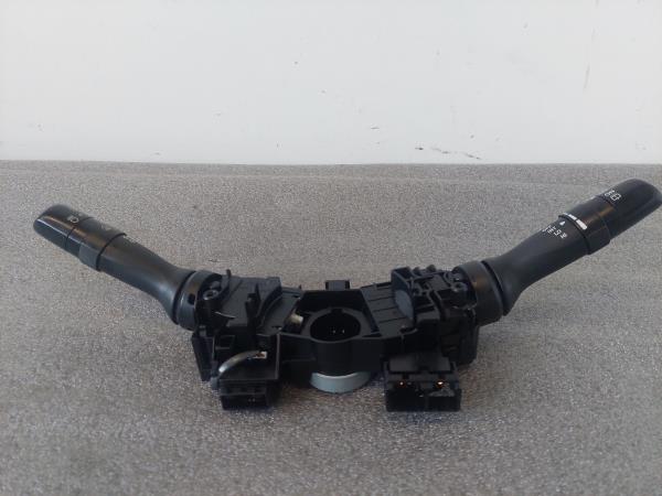 Conjunto / manetes de luzes e limpa vidros TOYOTA Prius Hatchback (_W2_)