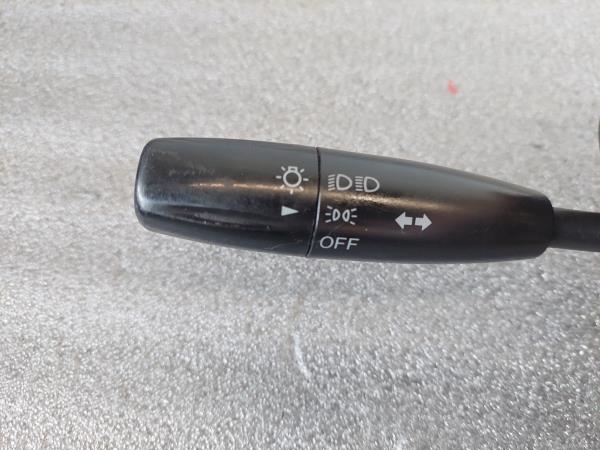 Conjunto / manetes de luzes e limpa vidros KIA Carnival I (UP) Imagem-2